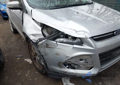 2015 Ford Escape Titanium из США, поврежденный, VIN 1FMCU9J99FUB36918